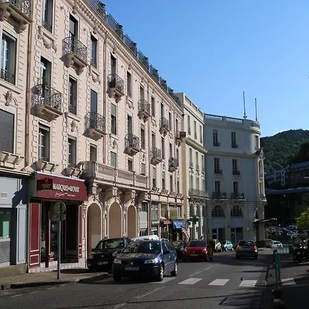 Go Night Palace Apartment Royat